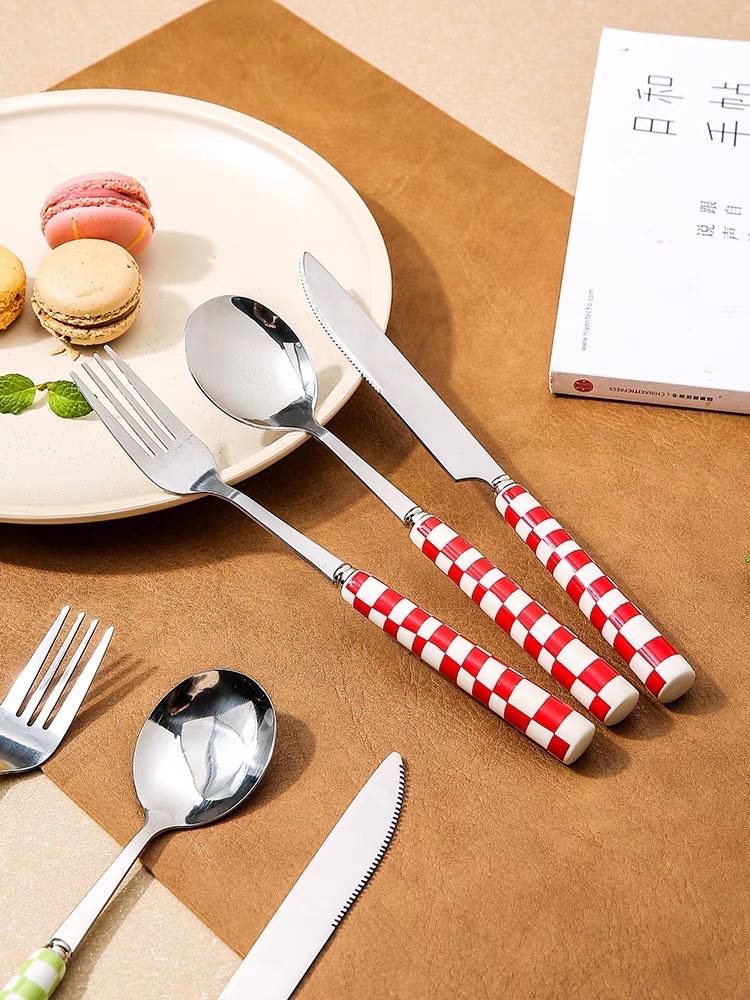 Modern Checkered Flatware Set of 6