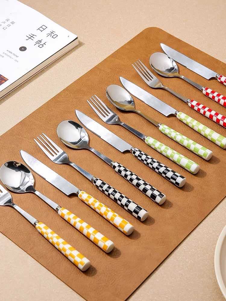 Modern Checkered Flatware Set of 6