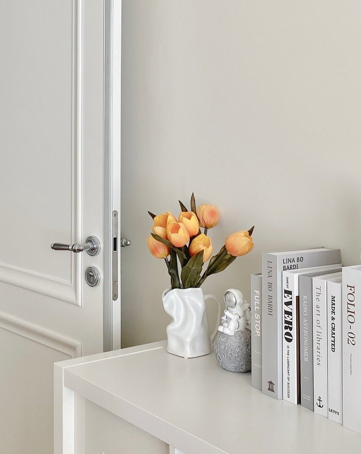 Handcrafted Nordic Style Wrinkle Pottery Jug Vase