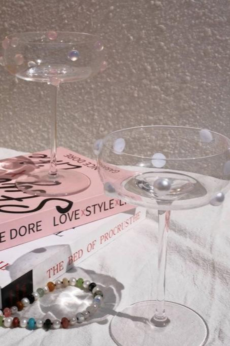 Mouth Blown Elegant Pearl Wine Glass