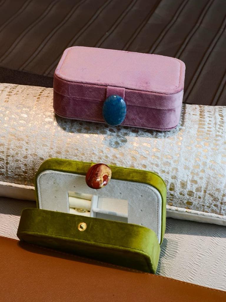 Pebble Jewellery Case